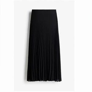 z a r a • pleated maxi skirt